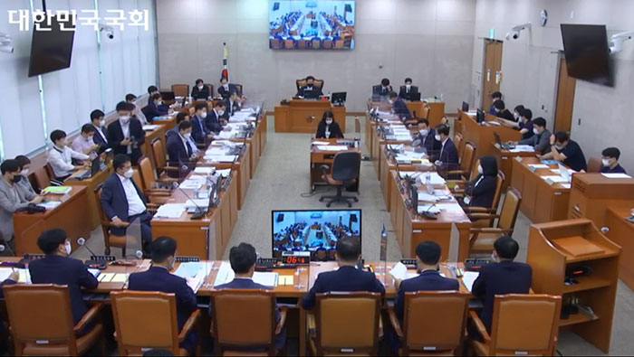 국회 농림축산식품해양수산위원회(위원장 소병훈)는 20일 오전 전체회의를 열고 ‘2022년 국정감사계획서’를 채택했다.